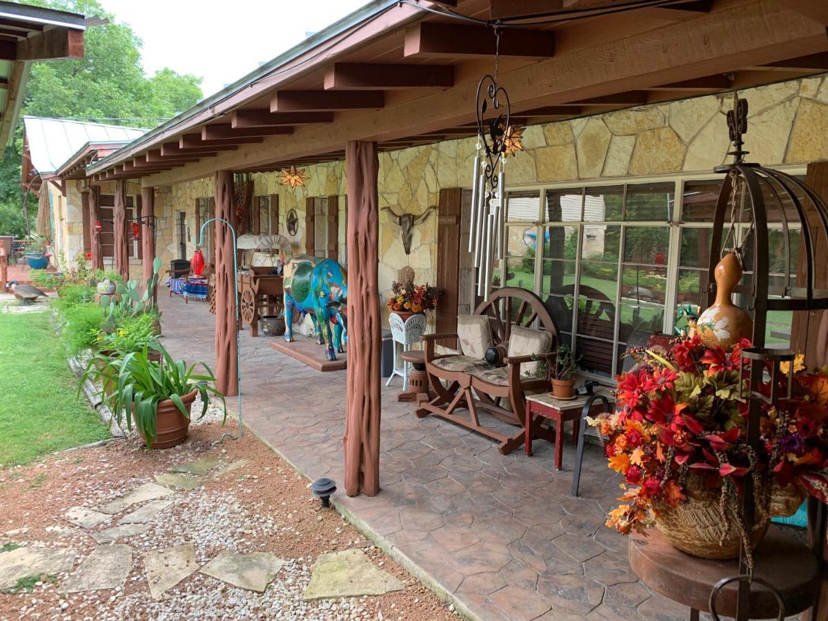 Diamond H Lodge B&B Bandera Ngoại thất bức ảnh